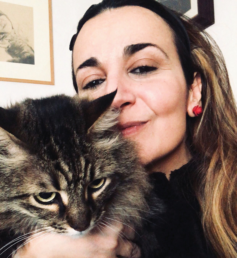 Emanuela Corda con il suo Gatto 